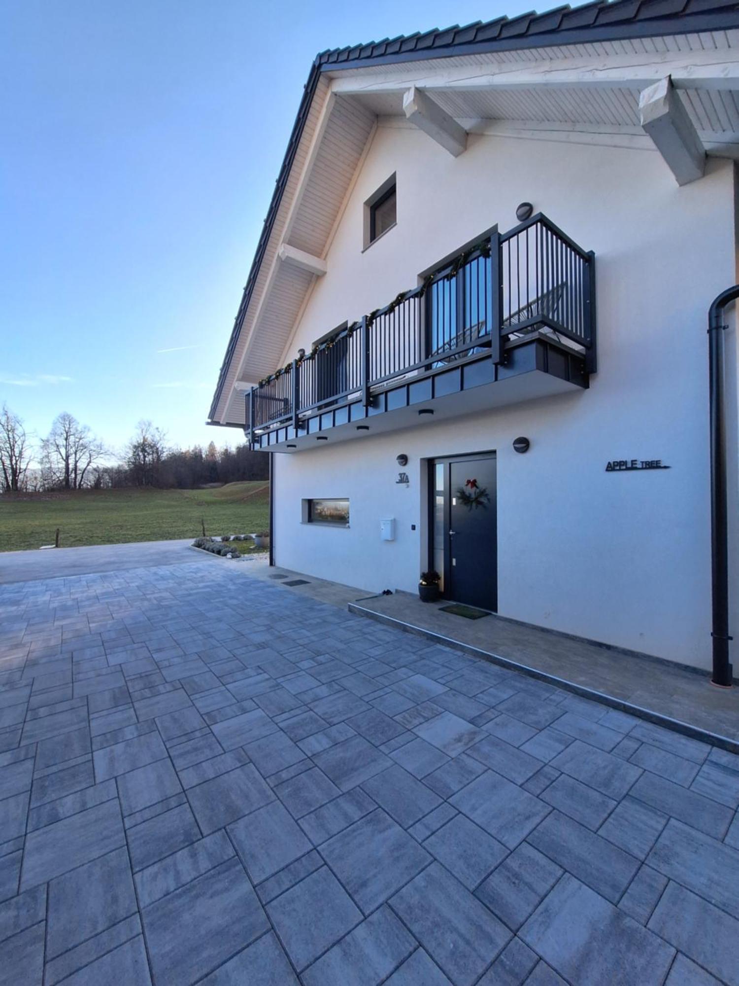 Apple Tree Apartment Bled Exteriör bild